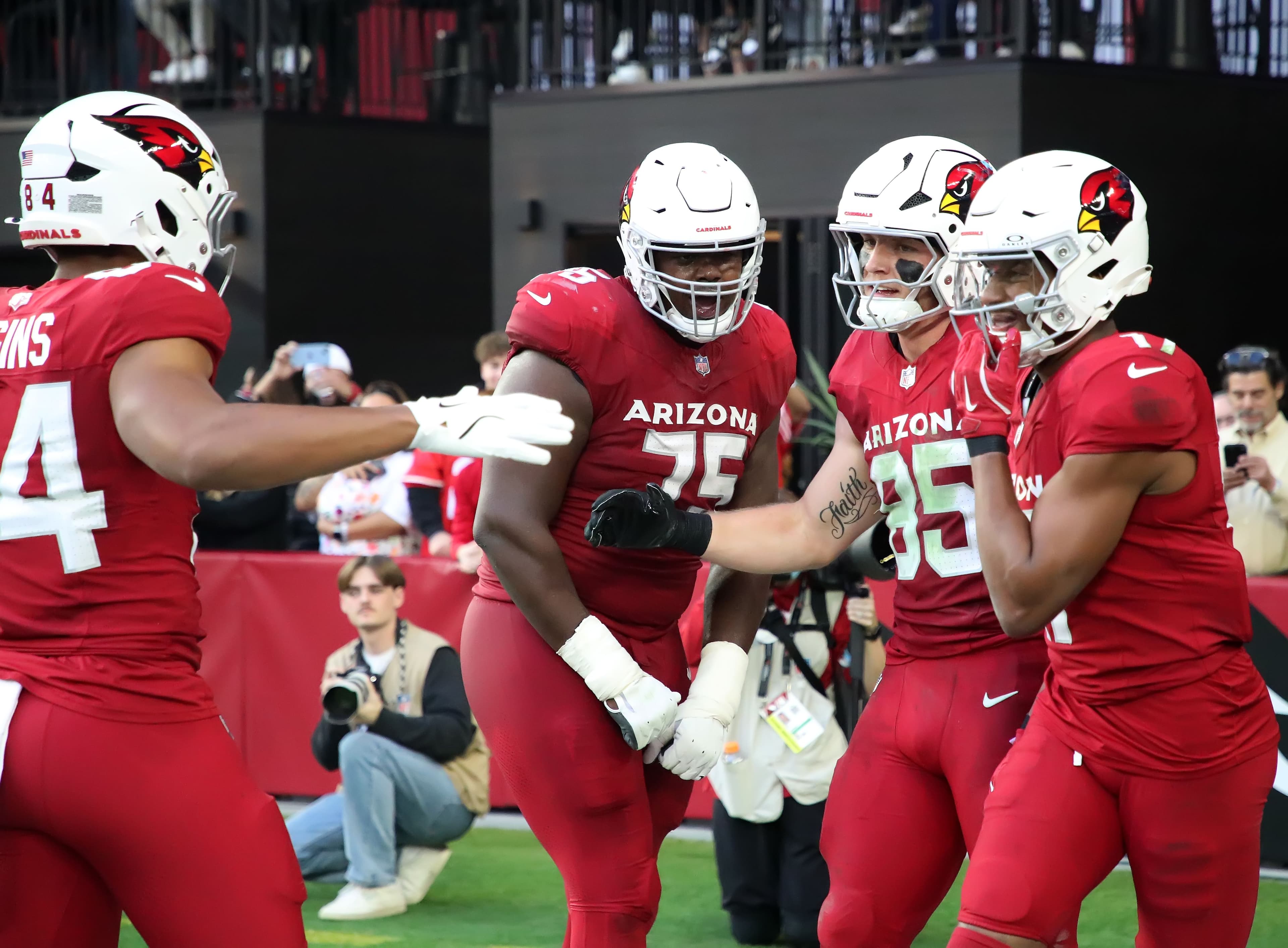 San Francisco 49ers v Arizona Cardinals